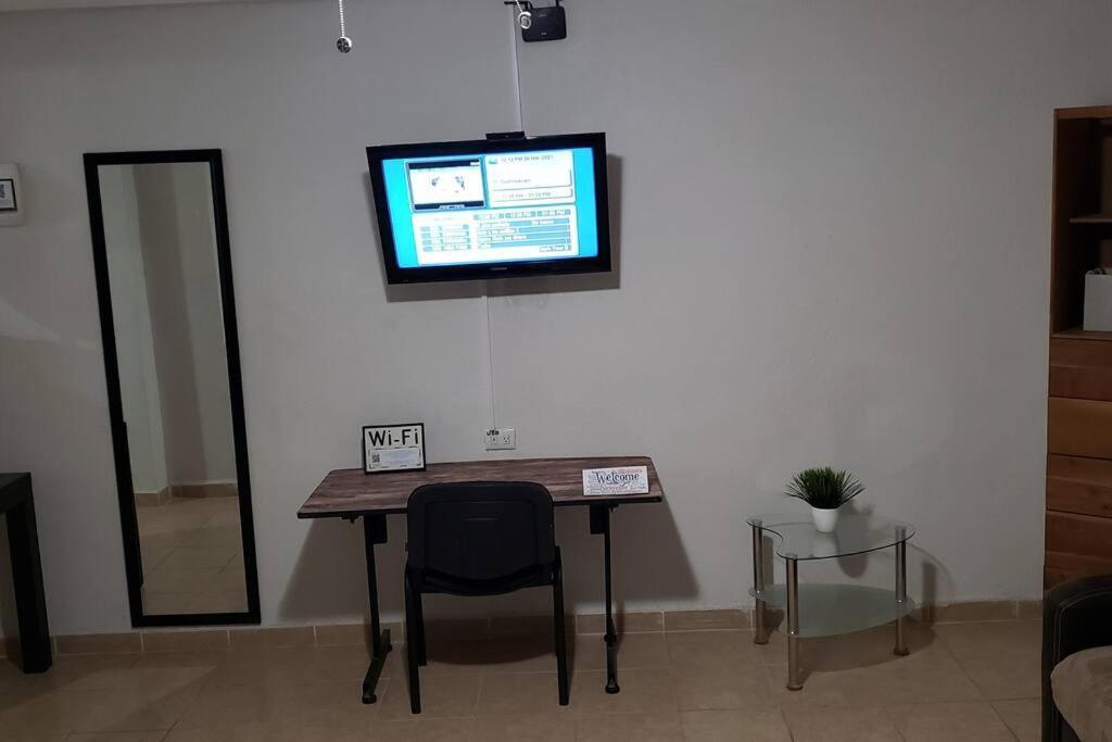 Departamento Comodo Centrico Tv Ac Wifi Cocina Parking, Letra C Ciudad Valles Kültér fotó