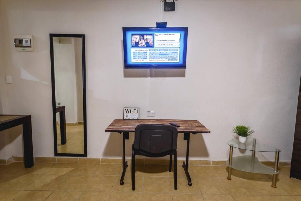 Departamento Comodo Centrico Tv Ac Wifi Cocina Parking, Letra C Ciudad Valles Kültér fotó