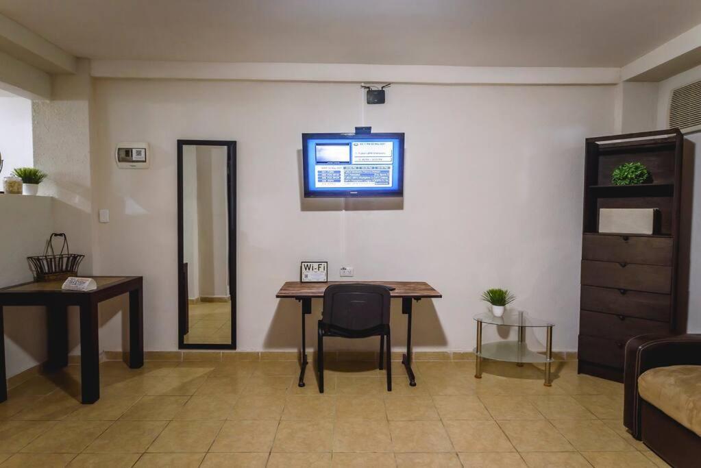Departamento Comodo Centrico Tv Ac Wifi Cocina Parking, Letra C Ciudad Valles Kültér fotó